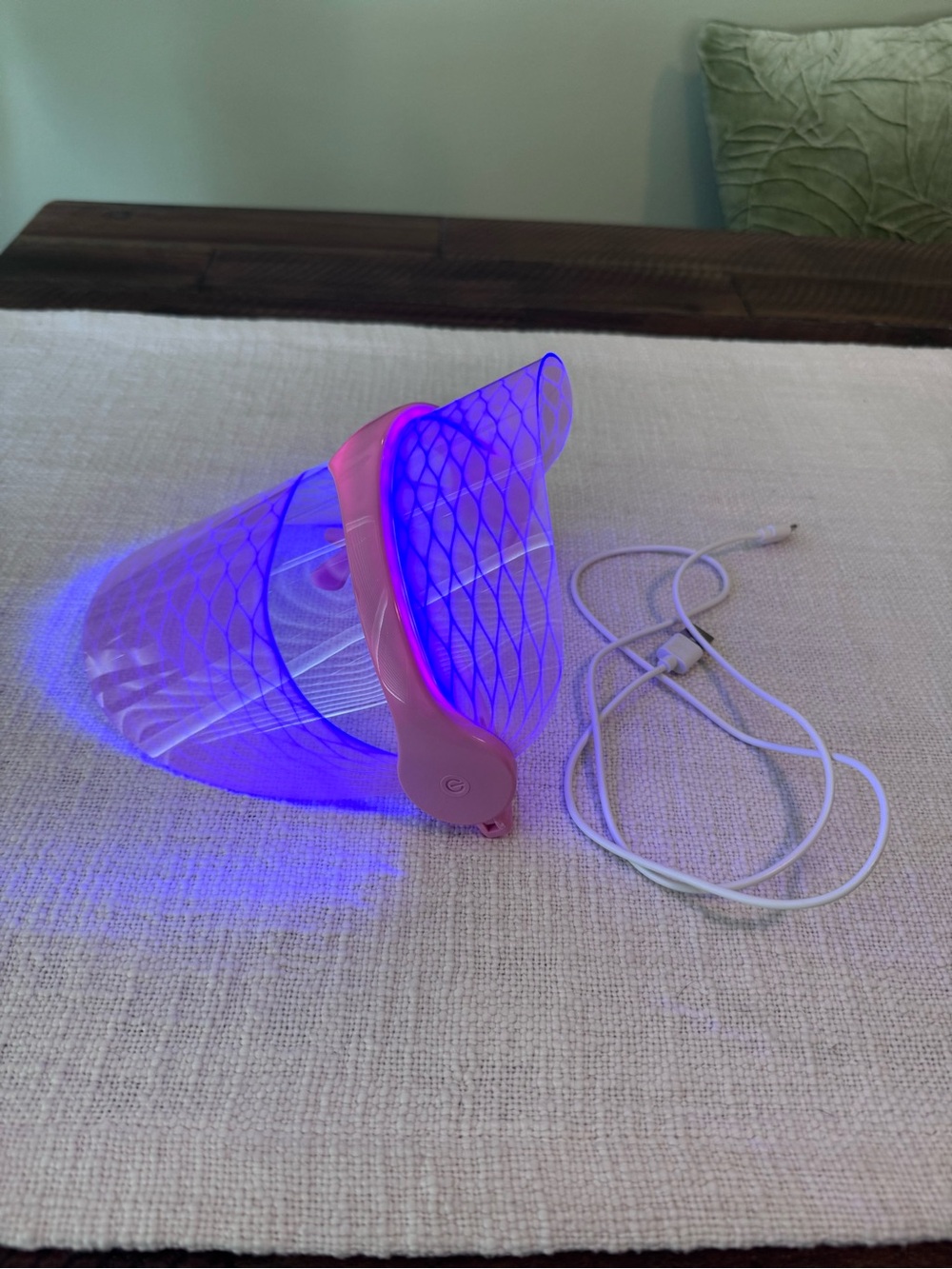 LED Face Mask - Picture 6 of 8